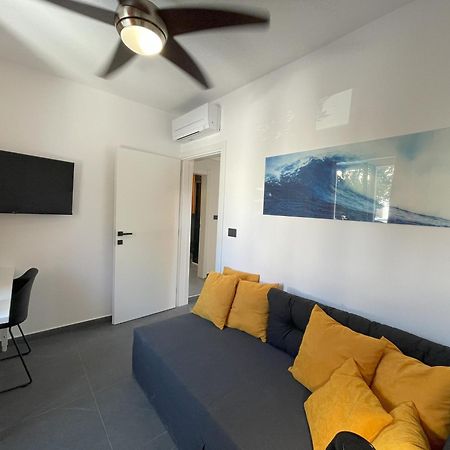 Valkane Beach Apartments Pula Buitenkant foto