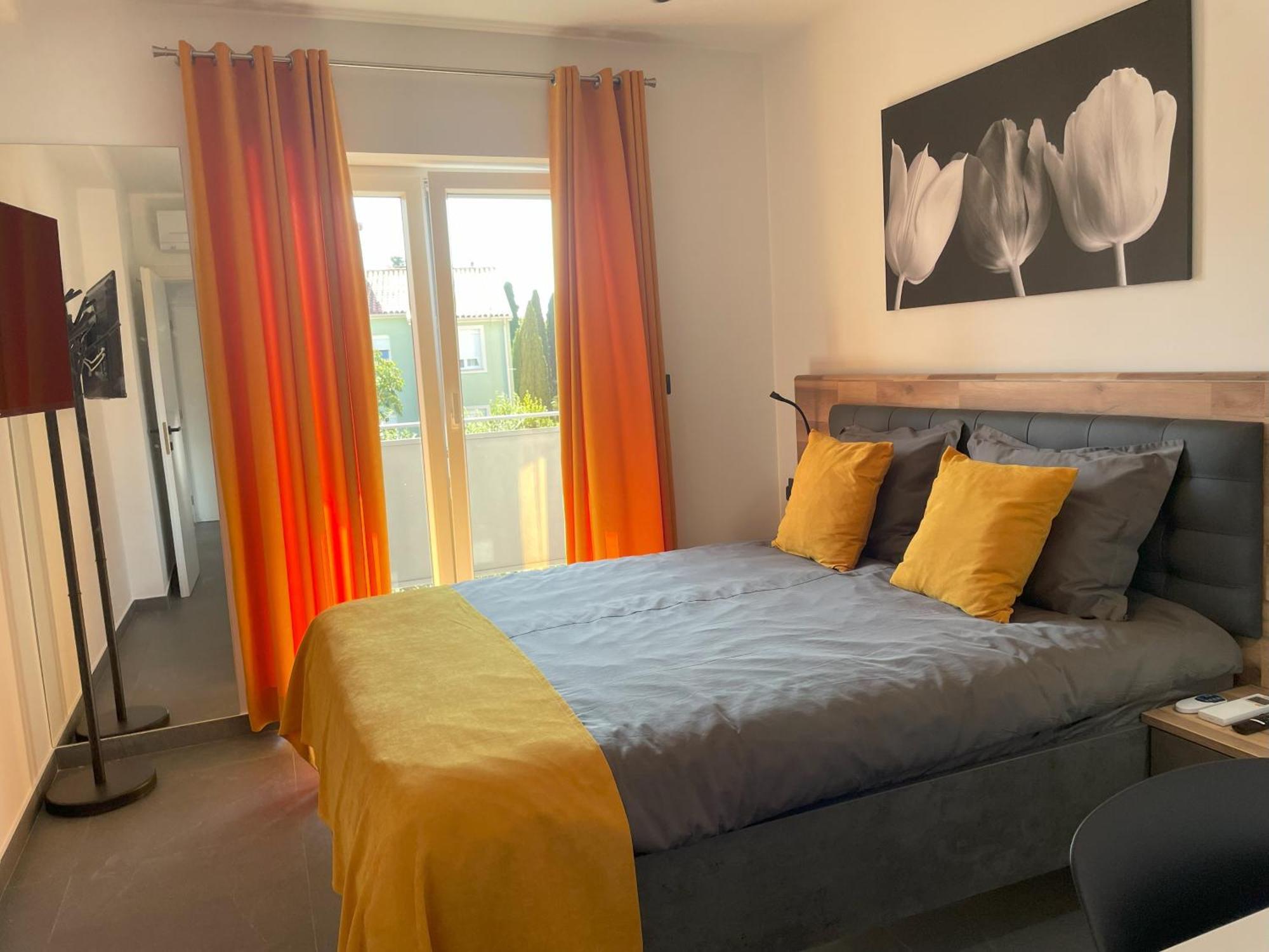Valkane Beach Apartments Pula Buitenkant foto